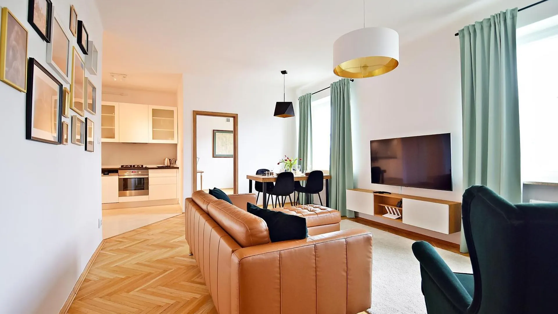 Warsaw City View Apartment - 63M2, Top Location, Workspace - By Rentujemy 0*,